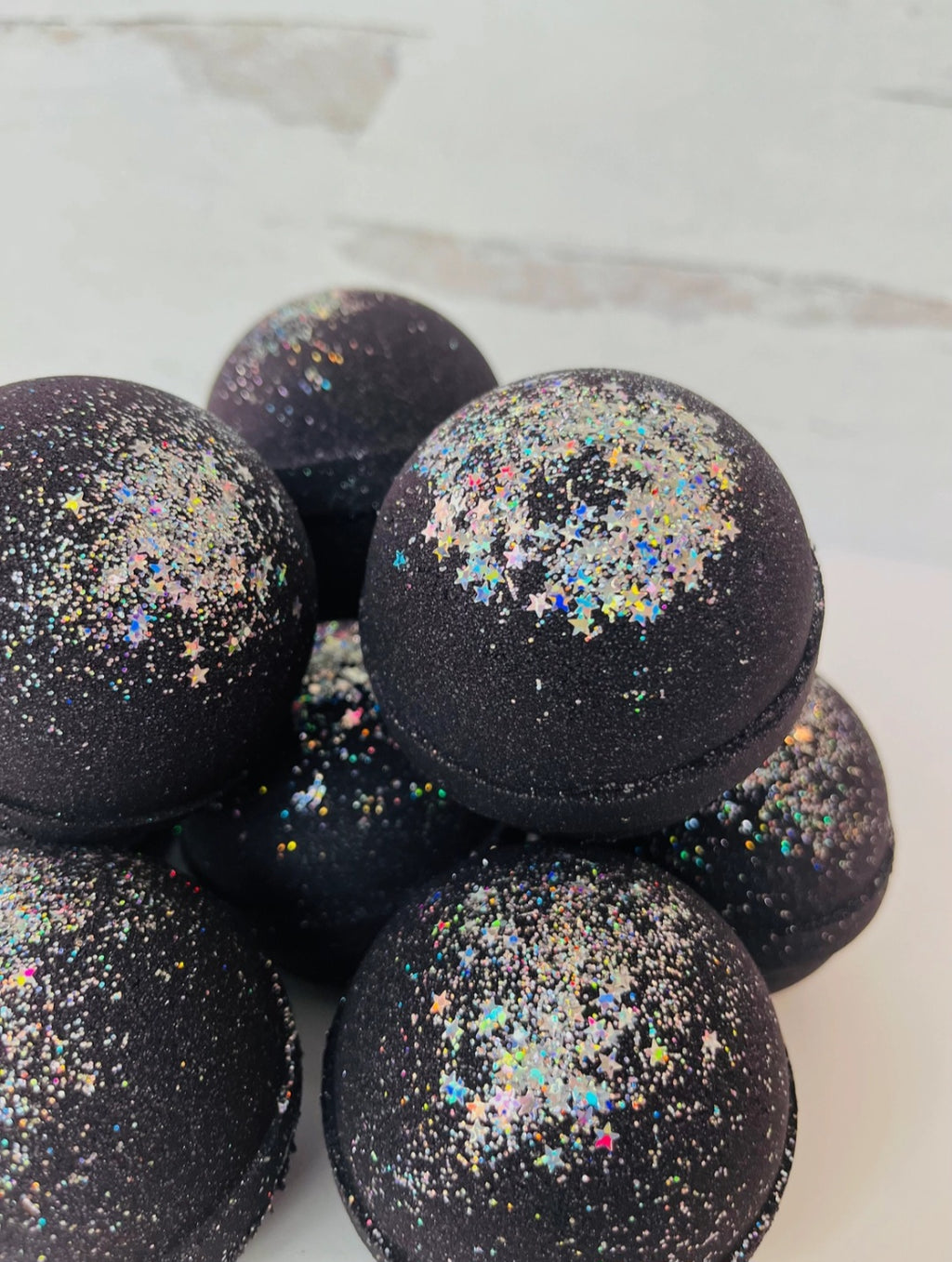 Black Star Bath Bomb